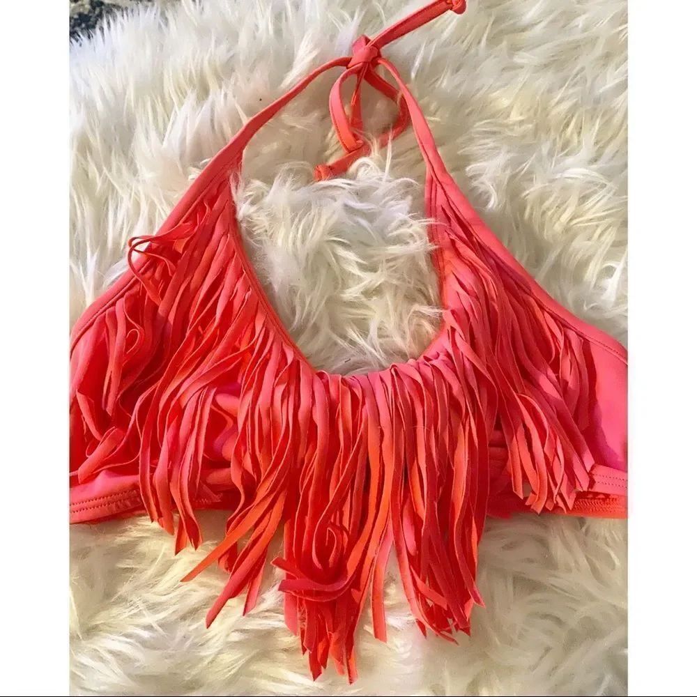 ✨ H&M fringe bikini top✨ - Picture 2 of 4